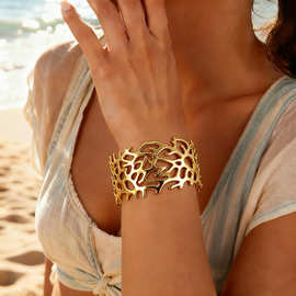 欧美不锈钢手镯镂空树枝复古风时尚OL气质港风镀18k真金防水手饰