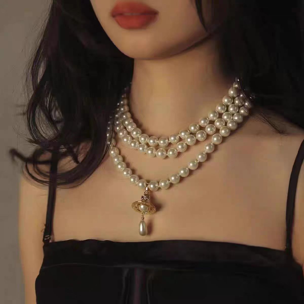 Retro stone inlay pearl