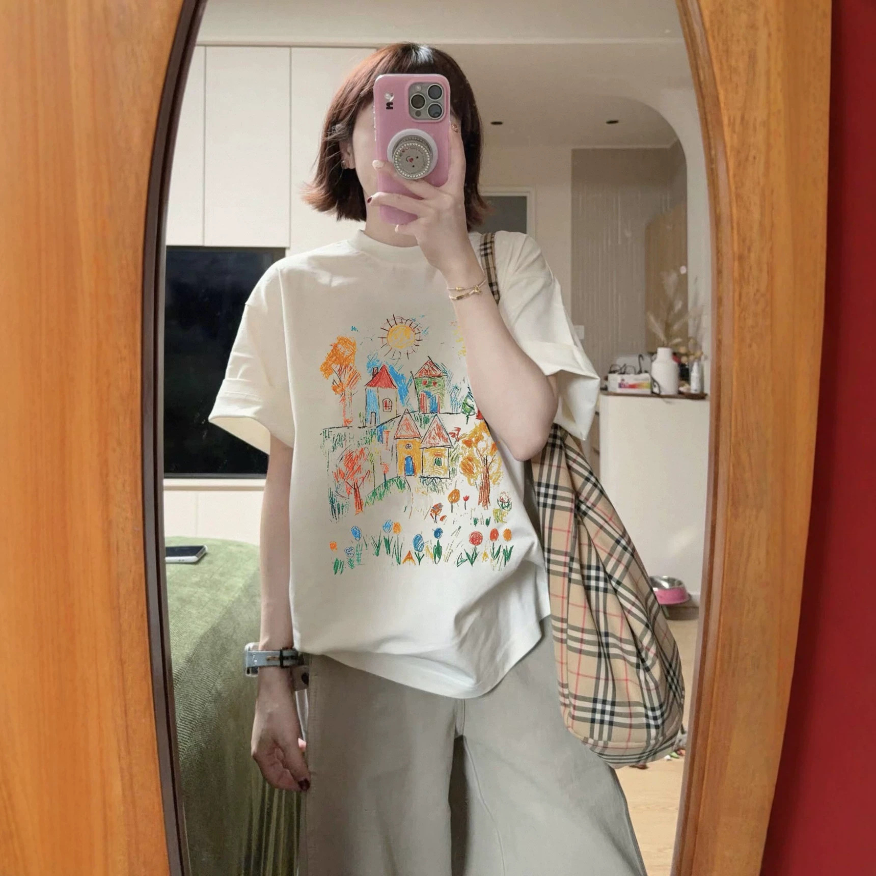 White Pure Cotton Hand-Painted Fun Graffiti Short-Sleeved T-Shirt for Women, New Summer Style, Large Size, Loose and Lazy Style Half-Sleeved Top