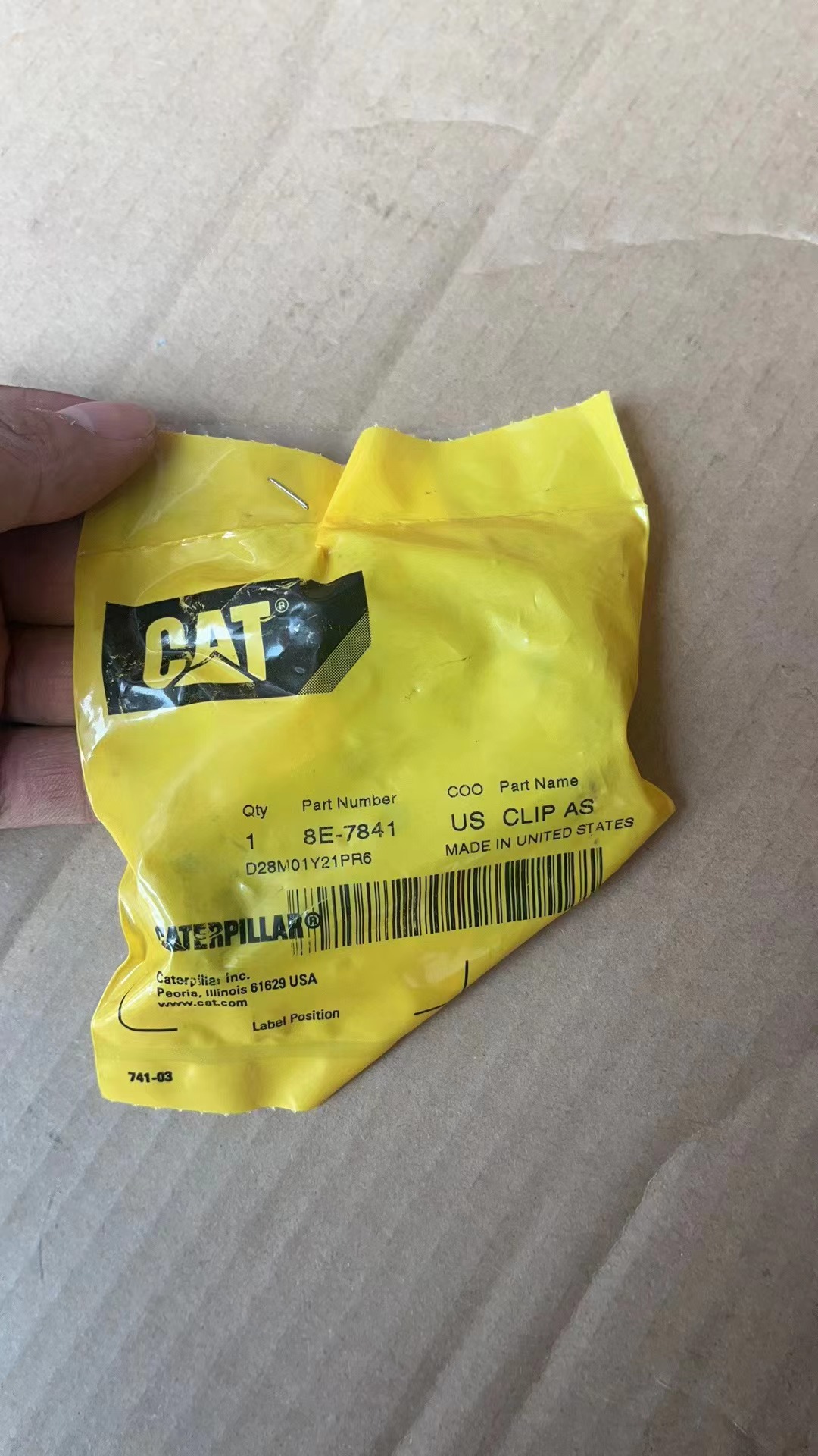 卡特彼勒8E7841    8E-7841: 夹组件IT28G