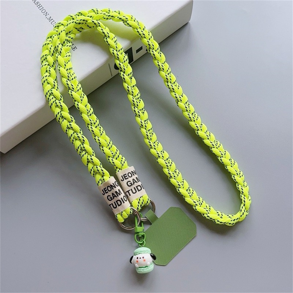 Bandolera de montañismo japonés y coreano, cordón largo, trenza trenzada, muñeca de dibujos animados creativos, colgante, decoración, clip de color de moda