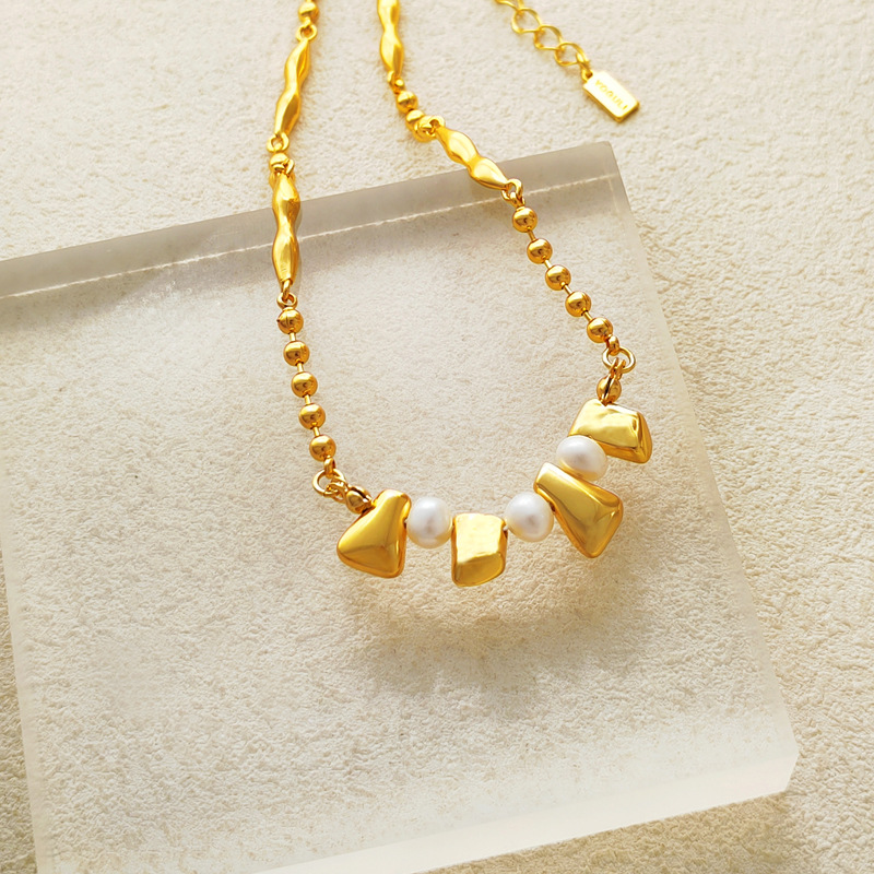 Vintage Style Geometric Copper Inlay Artificial Pearls Necklace