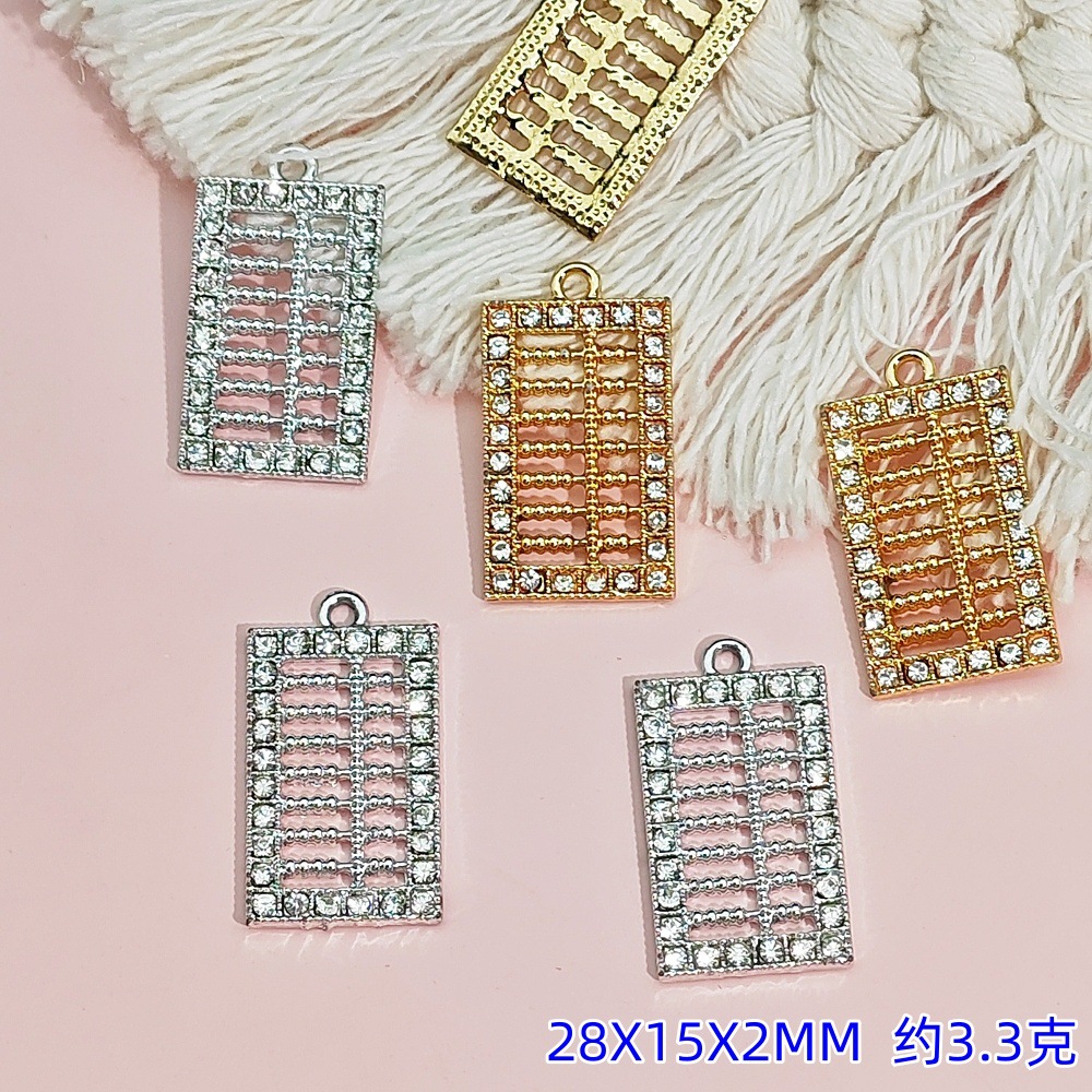 Exquisitos accesorios de joyería colgante de diamante de alta protección ultravioleta al por mayor collar DIY artesanal colgante de materiales de ropa de pulsera