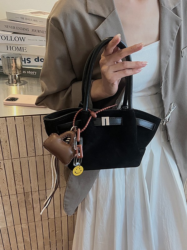 Cestas de platos de mano bolsas de cubo mujeres 2025 nuevo cross-border europeo y americano retro mochila de piel de ciervo esmaltado