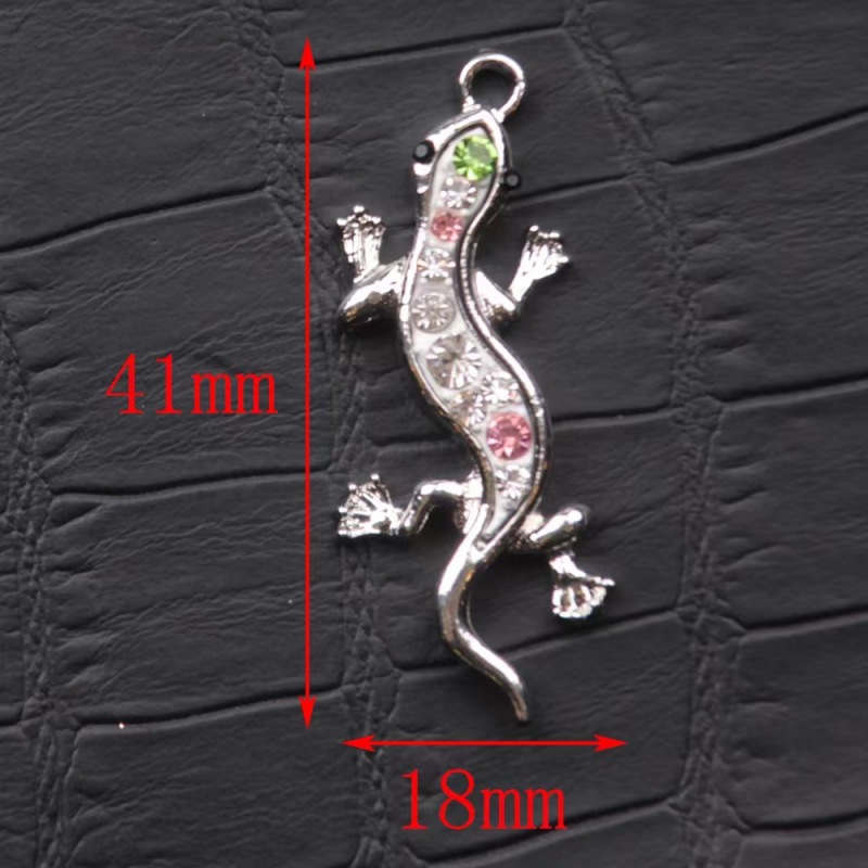Gecko Lizard Animal Pendant Necklace For Men And Women Trendy_voghion.com