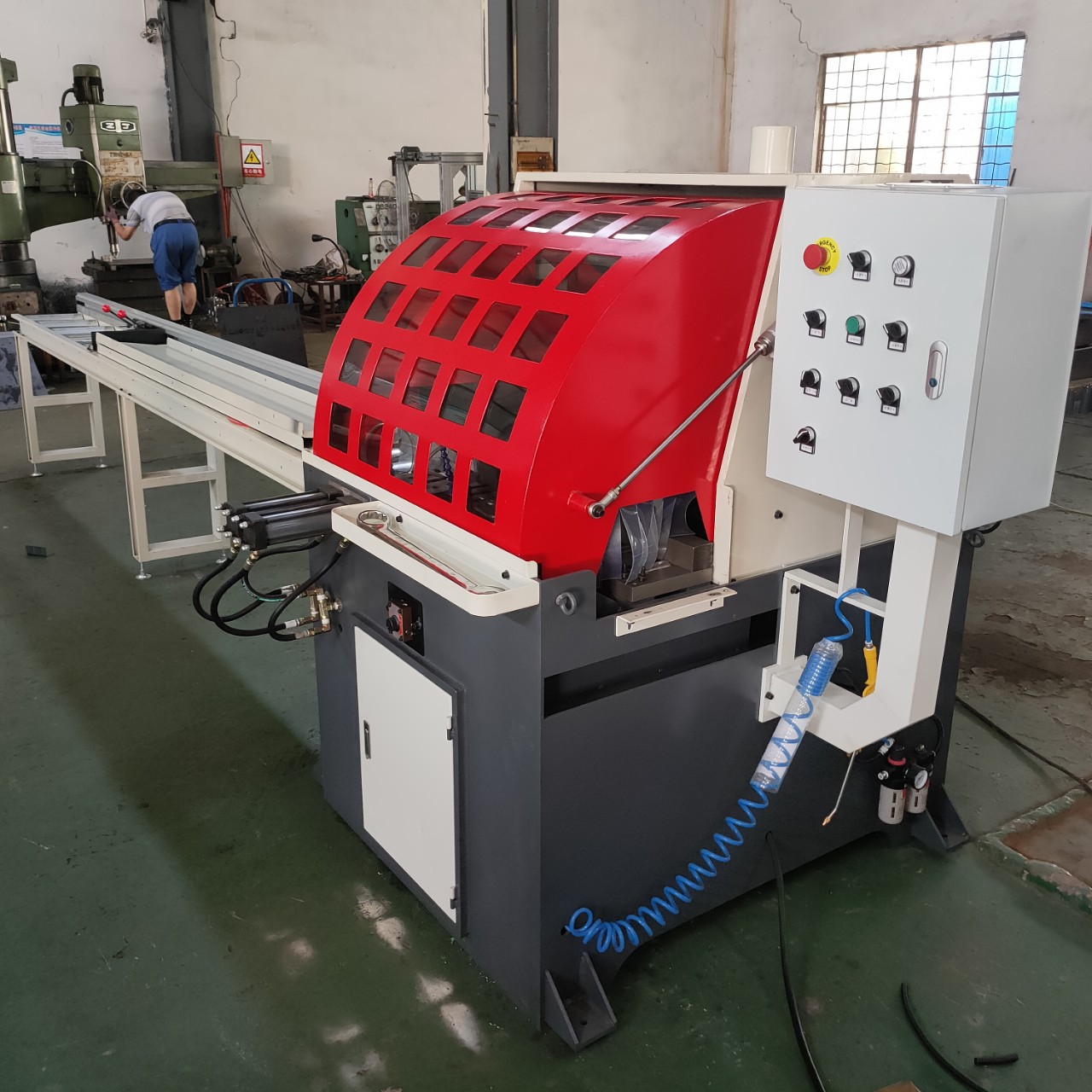 直线导轨切割机实心圆棒专用切割机全自动切管机伺服送料切割机