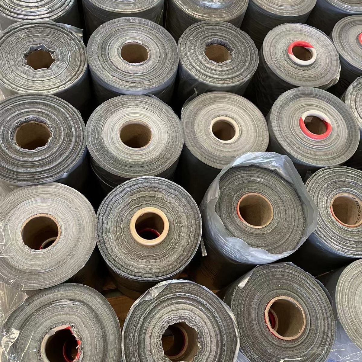 源头厂家批发建筑工程混凝土养护膜地膜PE使用工程膜防尘防尘抗裂