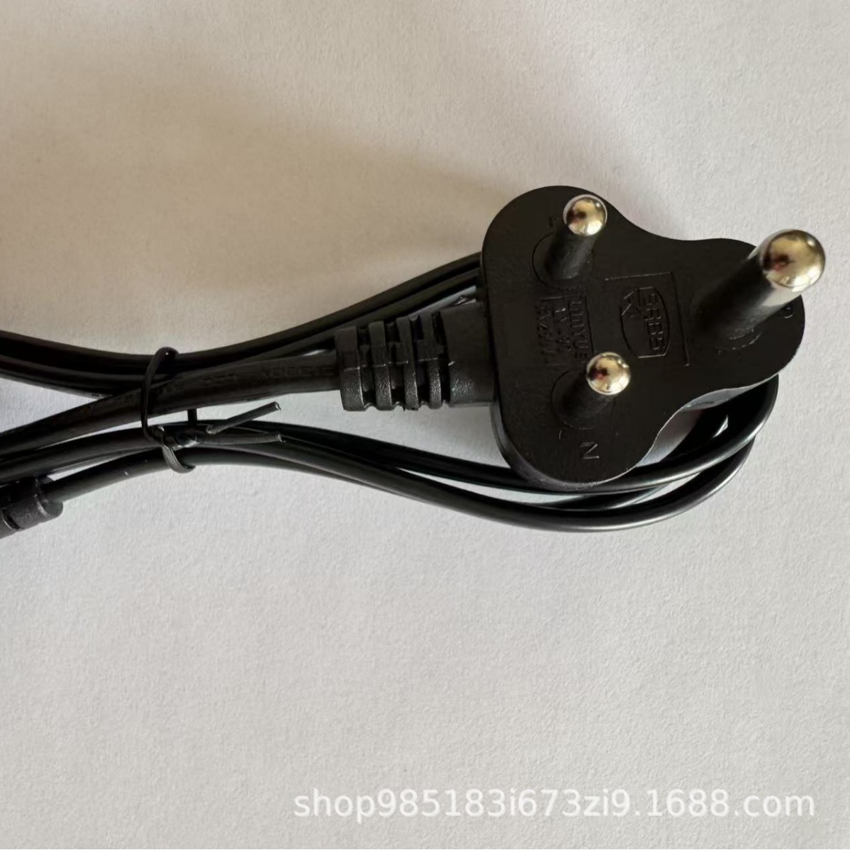 厂家供应以色列两插2*0.75黑色8字尾纯铜欧规两插1.0/1.5/1.8米