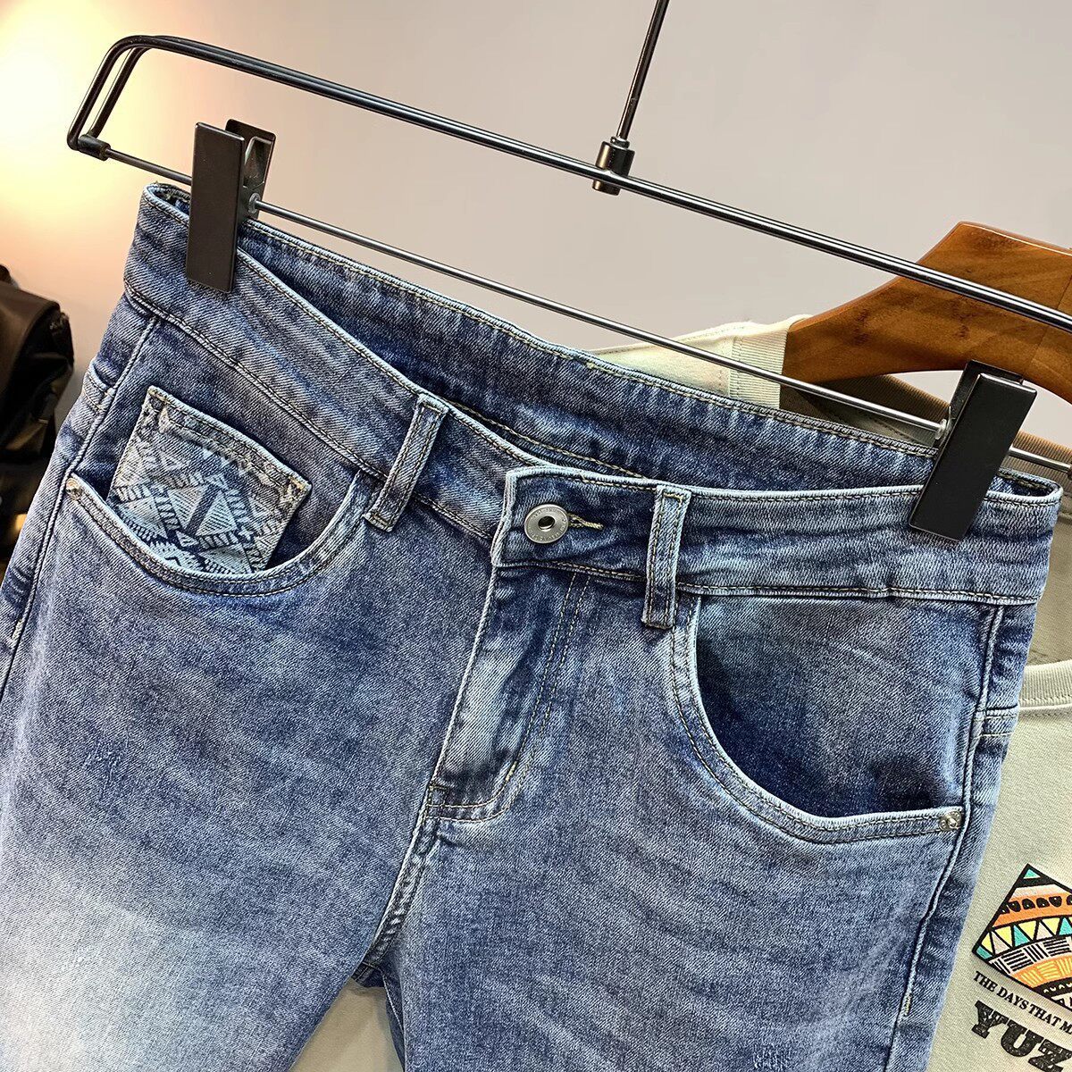 Men's Clothing Men's High End Light Luxury Printed Denim Shorts Style Slim Fit Summer Casual Pants Trendy Retro Five Point_mkmklike.com
