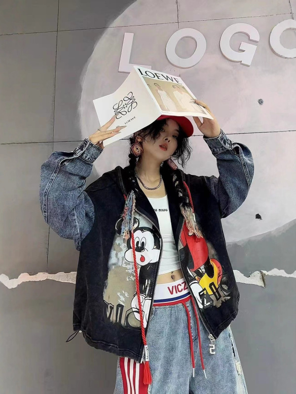 欧货卫衣女2025秋季新款个性卡通字母印花拼接牛仔袖宽松毛边夹克|undefined