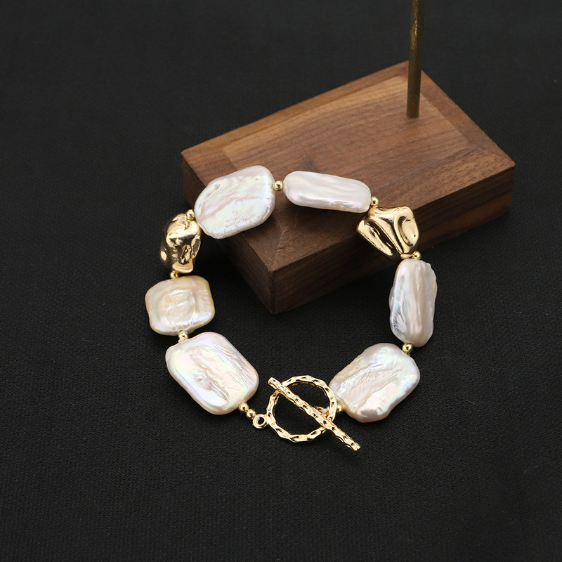 White square set, bracelet