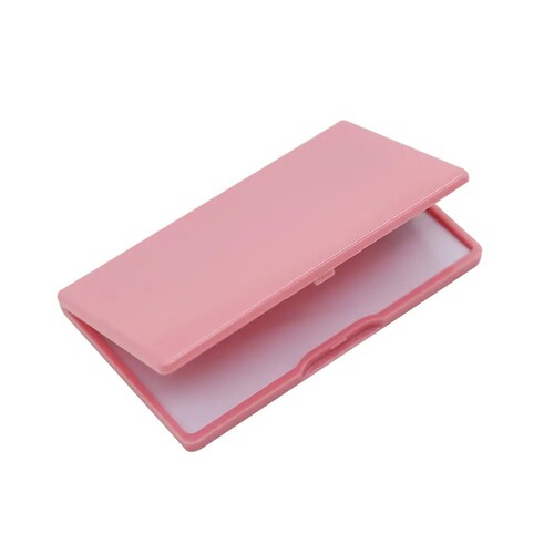 Magnetic storage box, portable, needle and thread storage, magnetic force, magnetic stone, hand stitching needle, beading needle, magnetic iron box, convenient needle case, magnetic suction.