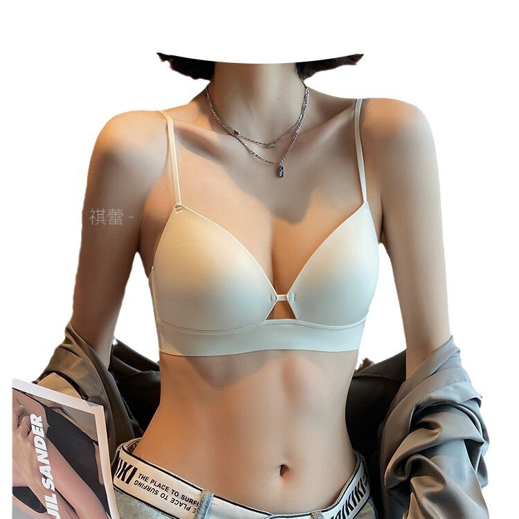 夏用の小さな胸の女性用下着、薄い、わずかにプッシュアップ、副胸の縮小、たるみ防止、ノンワイヤー、ヌード感、快適でシームレスなブラジャー|undefined
