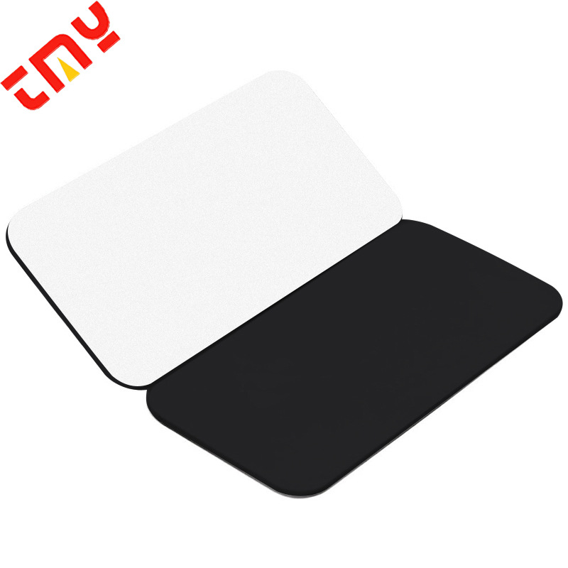 흰색 바탕에 검정색(직사각형 76*38mm)