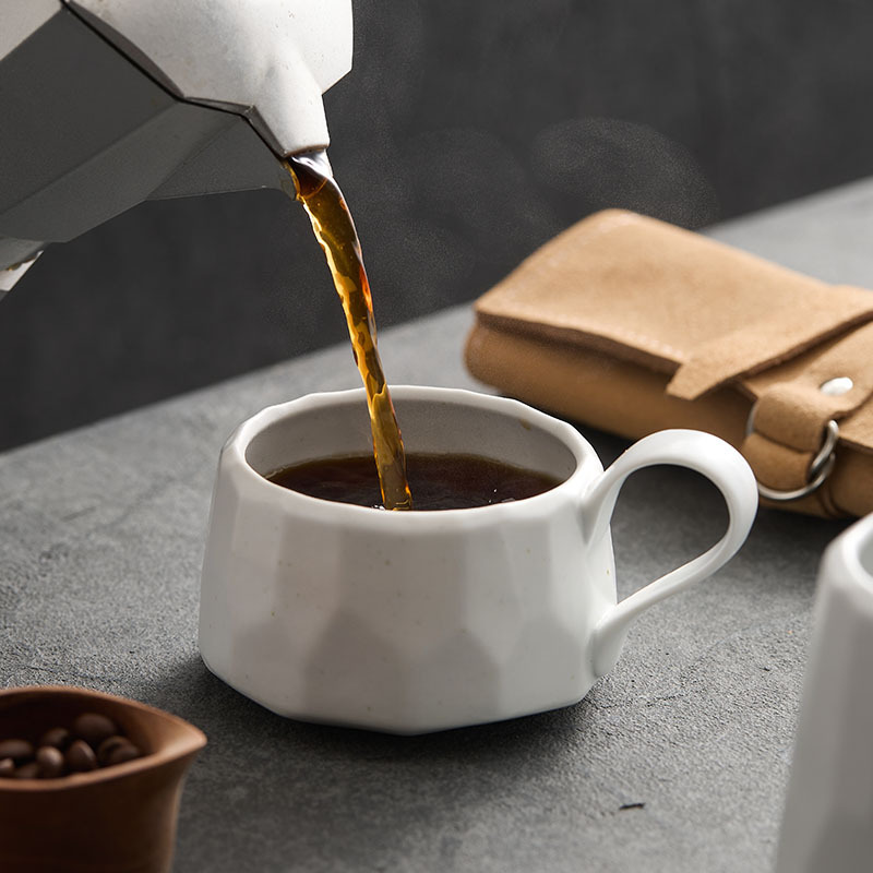 Con utensilios de comida de montaña y río, taza de fideos de corte de cerámica de estilo nórdico, taza de café de hotel personalizado, taza de pareja, regalo