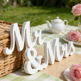 木质工艺品;其他婚庆用品;其他装饰摆件