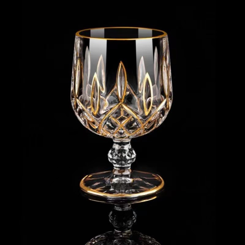 Copa de vino tallada en Phnom Penh de estilo europeo de alta gama, taza de brandy retro de lujo ligero para el hogar, taza de whisky, taza de agua