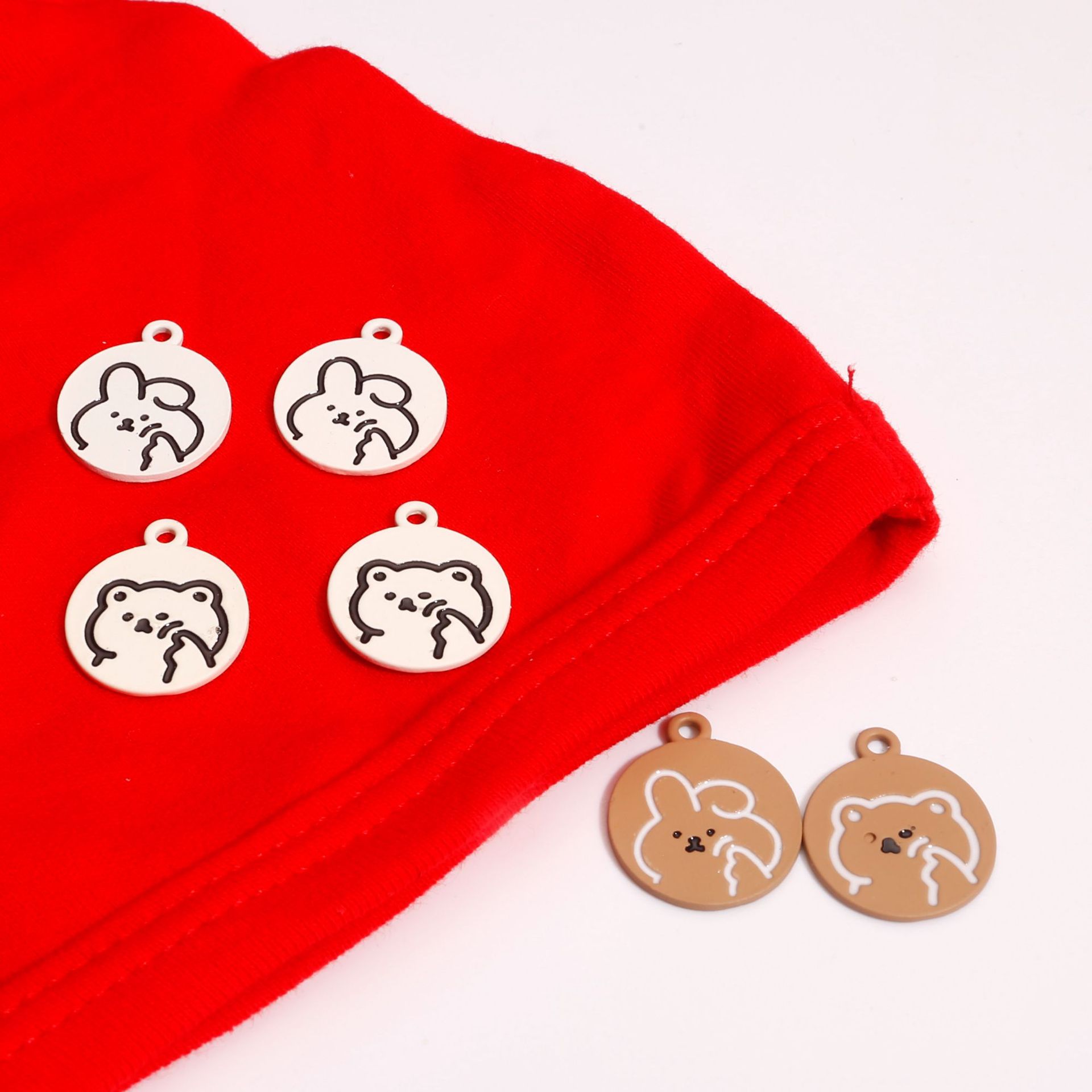 Imagen muestra Orden de dibujos animados aleación goteo accesorios material accesorios de material de enlace fijo galvanoplastia