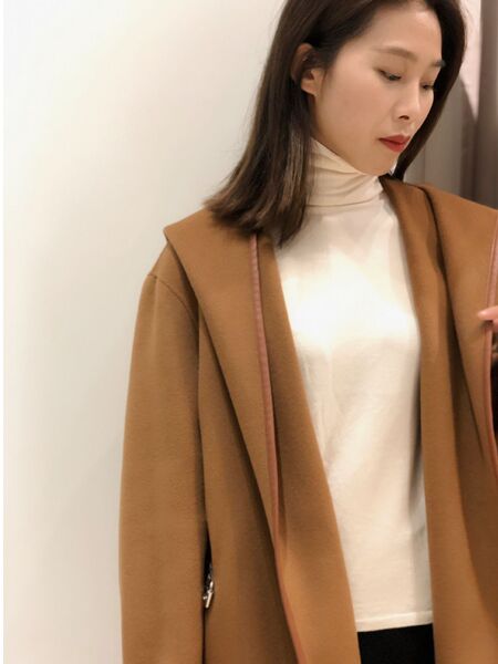 Soft cashmere red base body-friendly sweater