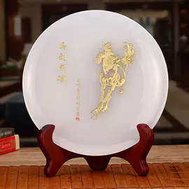 琉璃工艺品;玉器工艺品;招财摆件