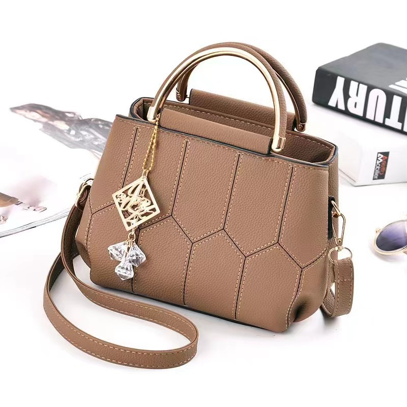 Bolso bandolera transfronterizo, bolso de mano pequeño, nuevo estilo moderno, bolso simple, bolso de hombro con bordado de hilo, bolso compacto.