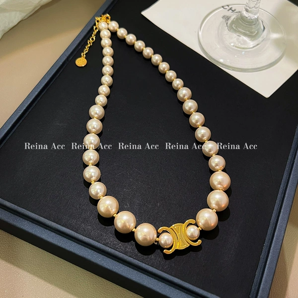 Arc de Triomphe Pearl Necklace