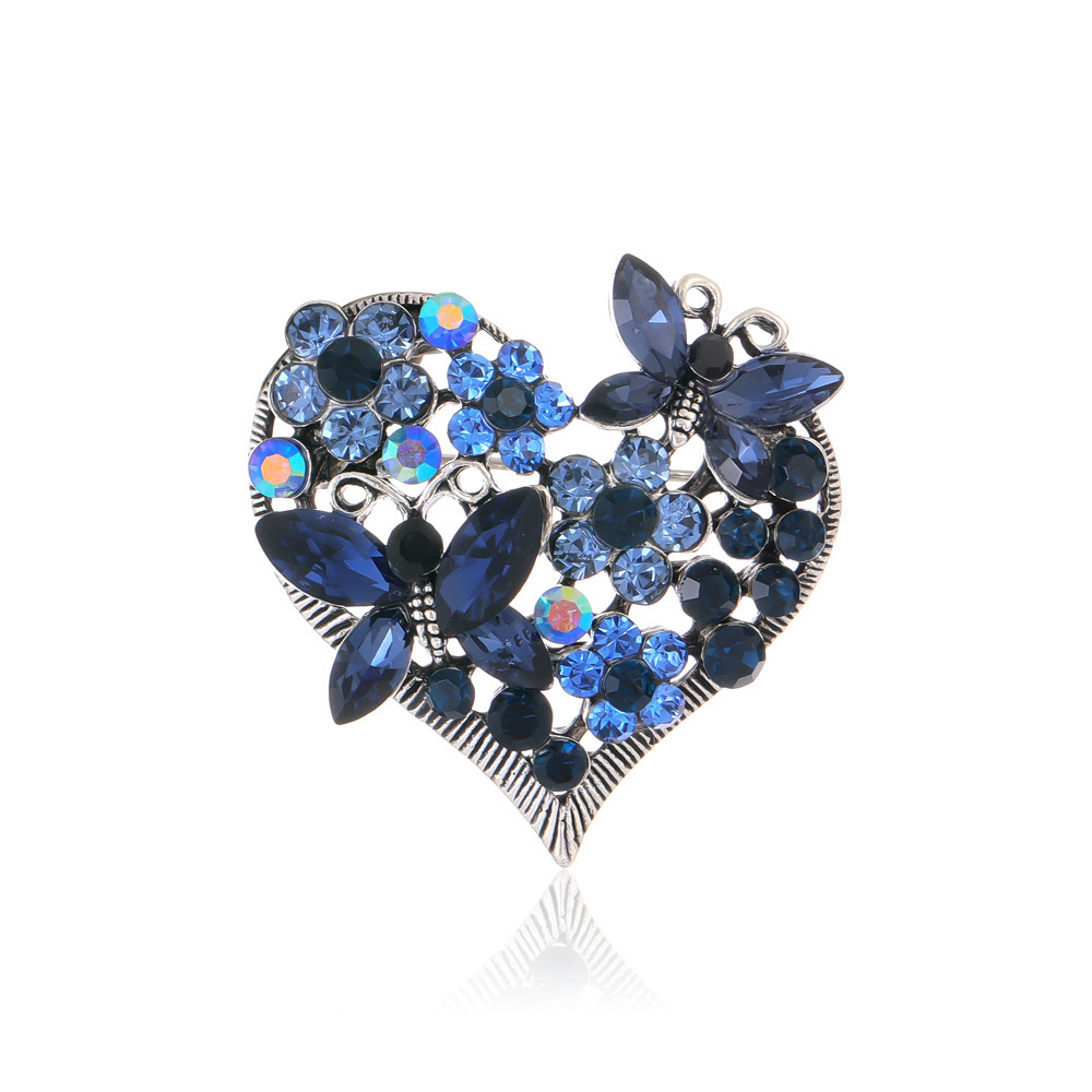 Broche papillon cœur rétro européenne et américaine, accessoire de revers de costume élégant et haut de gamme, vente en gros incrustée_voghion.com