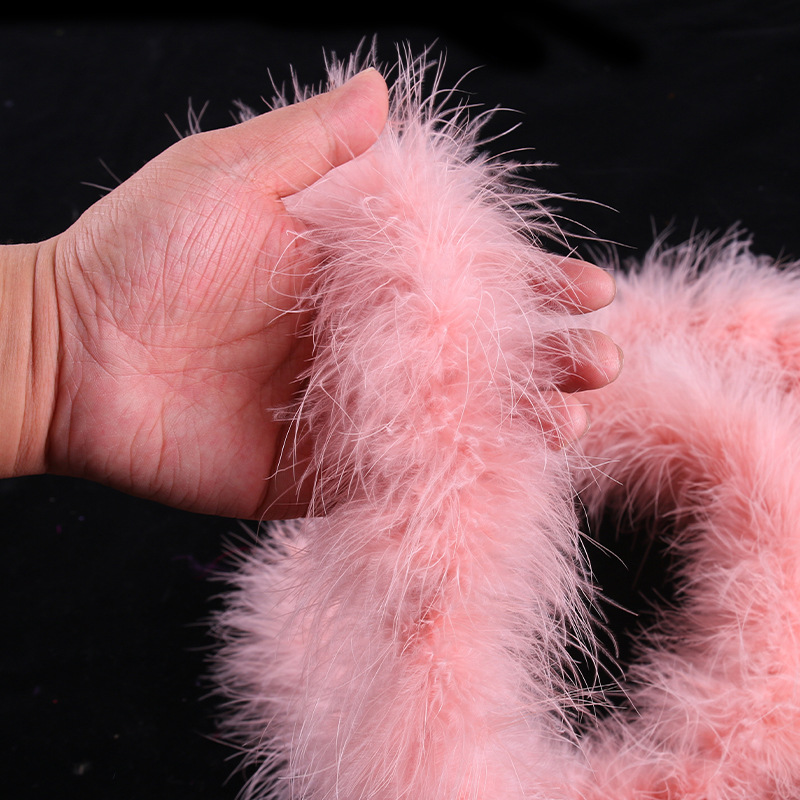 루즈 파우더 2m 털이 조금 빠질 수 있으니 촬영시 주의하시기 바랍니다.