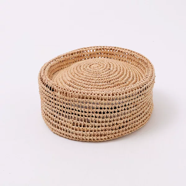 Ins-Style Niche High-End Hollow-Out Breathable Pillbox Hat, Natural Raffia Handmade Straw Hat, Elegant Flat-Top Hat