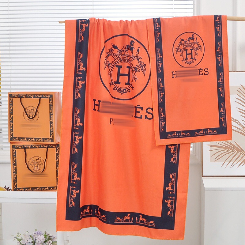Cross-Border Trendy Brand Bath Towel and Towel Two-Piece Set Foreign Trade New Printed Microfiber Quick-Drying Big-Name Beach Towel Wholesale