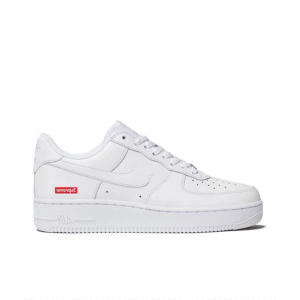 Supreme co -branded white