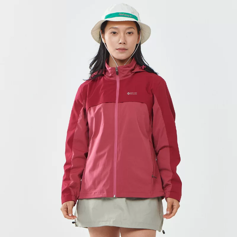 Джек-леген Windproof travel jacket with hood for leisure