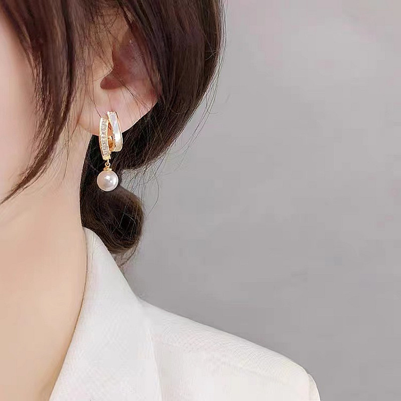 2A803 White (2)