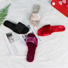 ������ЬŮʿ��z�q���۽Y����Ь��cܛ�׼�ɫ����һ���ϏS�����l