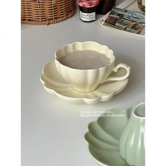 ins blogger's same courtyard cup and saucer combination afternoon tea cup birthday gift underglaze ceramic tea cup