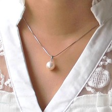 单颗珍珠简约精致淡水珍珠绳结项链女轻奢高级感锁骨链气质颈链女