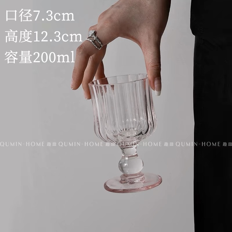 軽くて豪華な大衆のレトロな水晶の杯の高い足のグラスの高級感の牛乳の杯のウイスキーのワイングラスの水のコップ|undefined