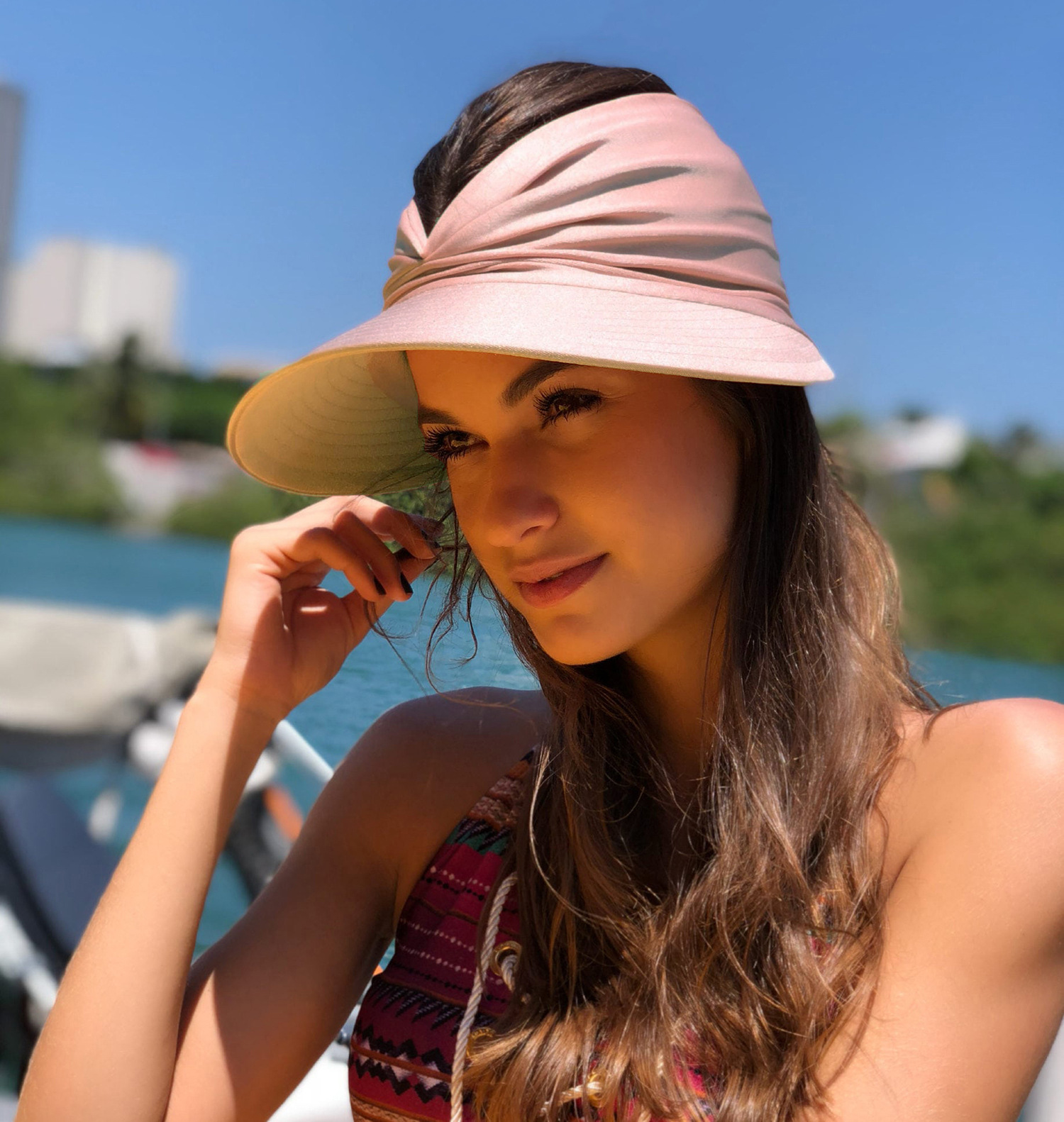 Women's Fashion Solid Color Wide Eaves Sun Hat display picture 2