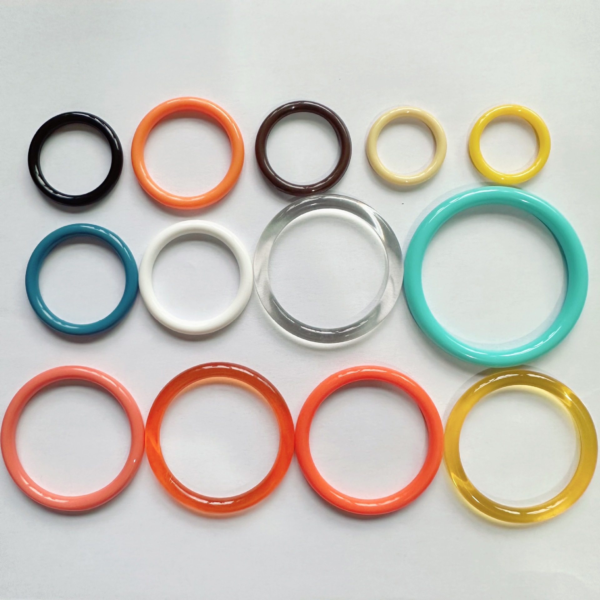 Directly Supplied from the Manufacturer, New Material Plastic Transparent Circles, Plastic Rings, Colorful Storage Rings, Hanging Rings, Round Rings, Ring Buckles