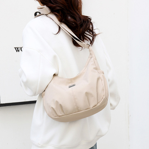 Large Capacity Casual Pleated Crossbody Bag Oxford Cloth Durable Outing Mom Bag Simple Shopping Travel Shoulder Bag for Women