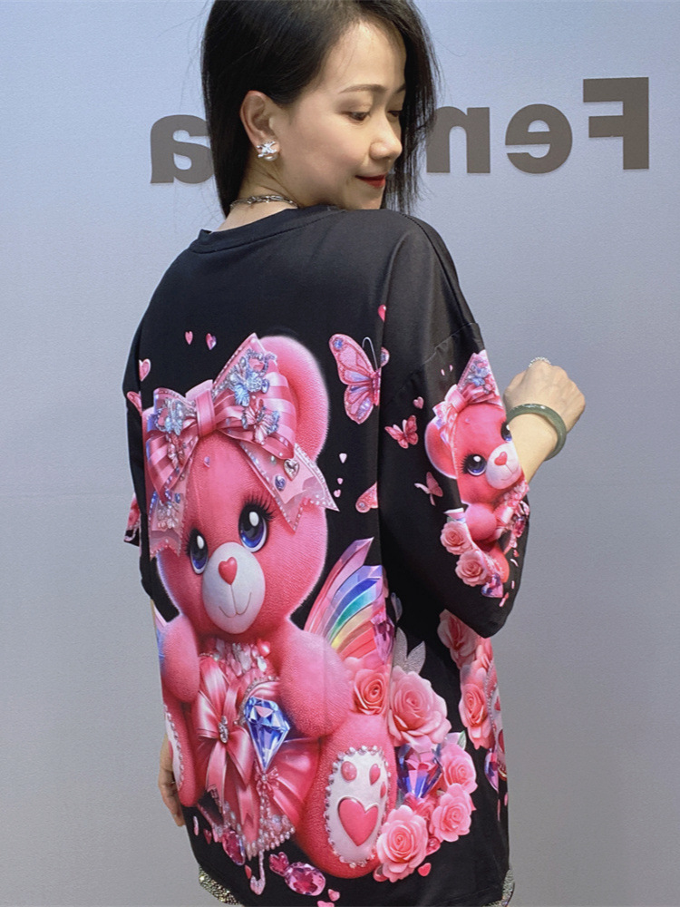 漫画熊重工釘珠丸襟半袖tシャツ女性夏プリントファッション半袖大サイズ上着対外貿易女装潮