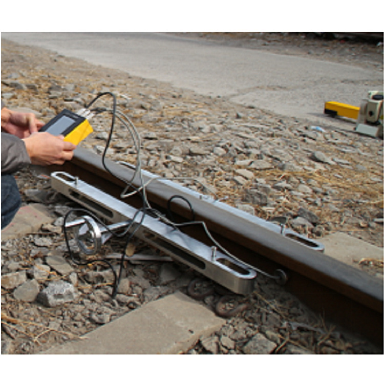 锁定轨温测量仪（中西器材） 型号:M200827 库号：M200827