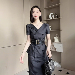 2025年夏の女性向けプロフェッショナルスモールフレグランススーツ、新しい軽い贅沢、ハイエンド、ロイヤルシスター気質スカート2点セット