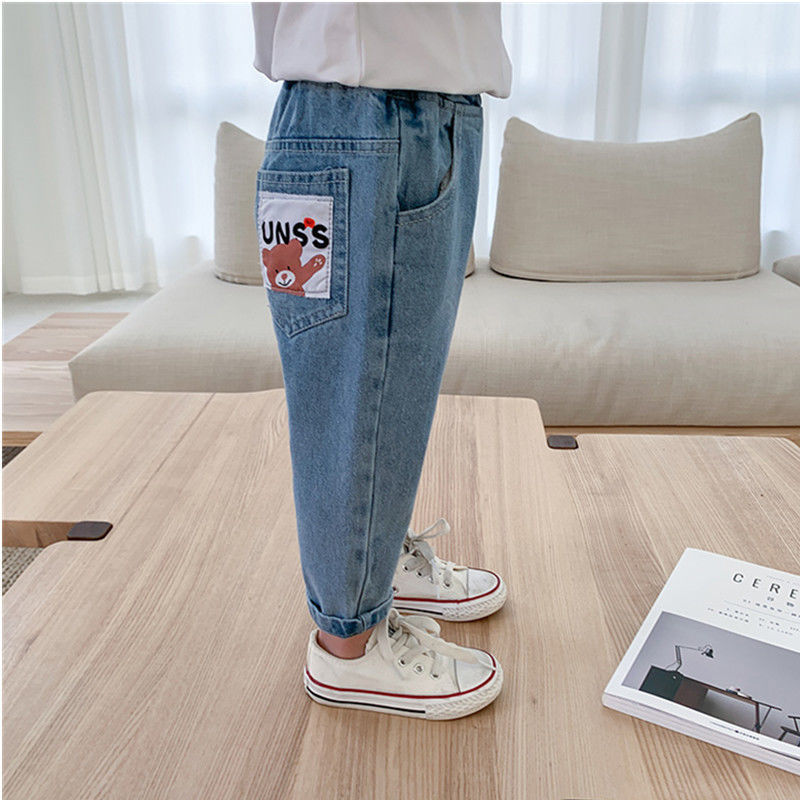 Jeans para niños primavera 2026 nuevos pantalones casuales infantiles guapo primavera y otoño pantalones chinos para niños