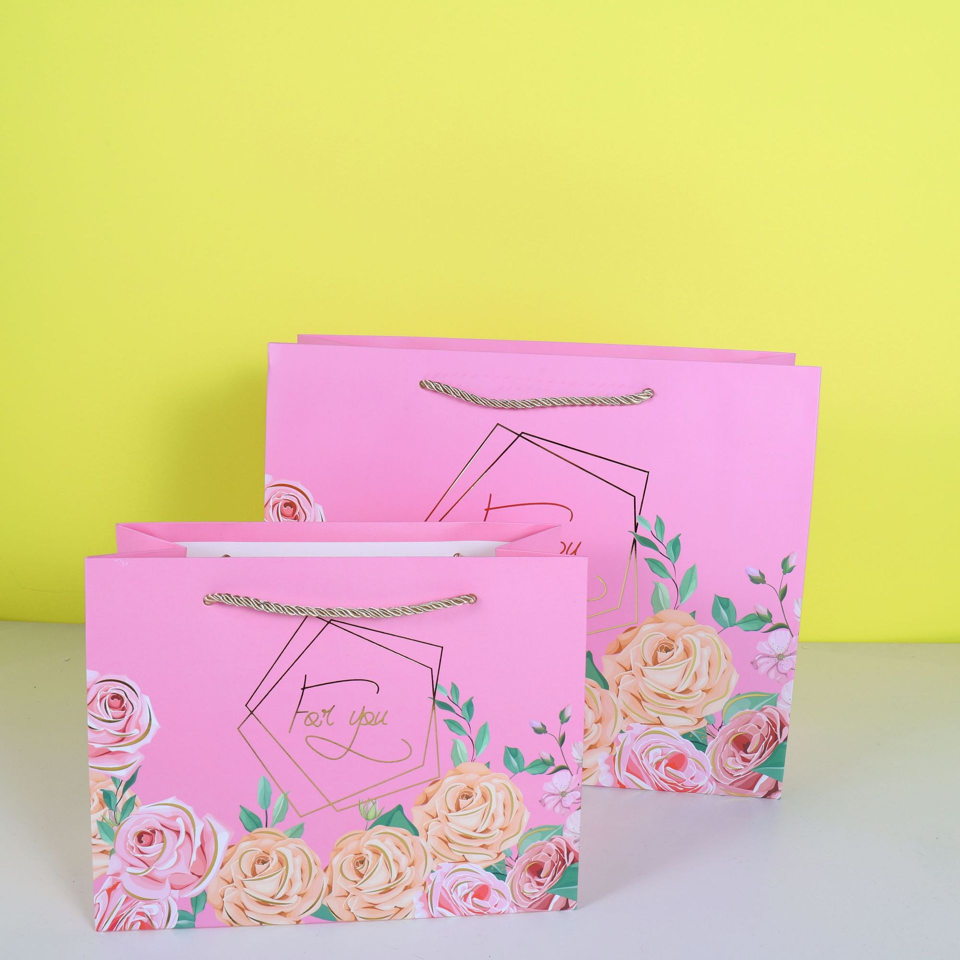 鮮花橫袋禮品手提紙袋子母親節橫版紙質購物袋批發燙金系列袋