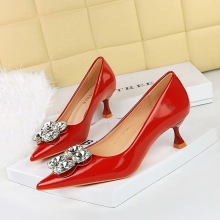 1961-K59 Fashionable Banquet High Heels, Thin Heels, Shallow Mouth Lacquer Leather, Water Diamond Pointed High Heels, Single Shoes for Women