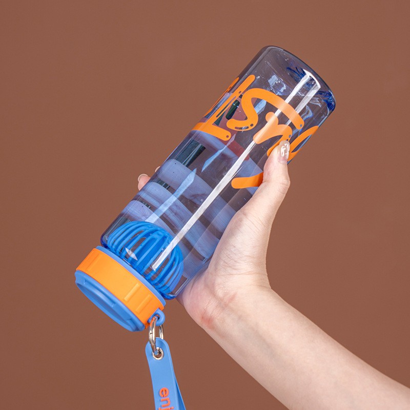 Chanuo nuevo estilo de estudiantes simple té plástico portátil taza de mano 550ml taza de agua de plástico de acondicionamiento físico de verano