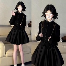 年新款感穿搭黑色连衣裙子女装秋冬短裙套装春装女款
