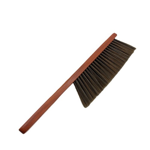 Wholesale manufacturer of chicken wing wood bed brush with wooden handle soft bristle bed cleaning brush, brush broom for sweeping dust off the bed