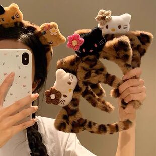 ����kitty�ɐۿ�ͨë�q�l��Ů�ﶬϴĘ��ˮ�����^���W�t�¿�l��